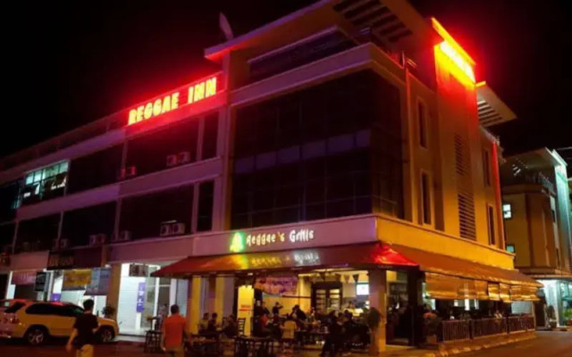 OYO 90375 Reggae Inn