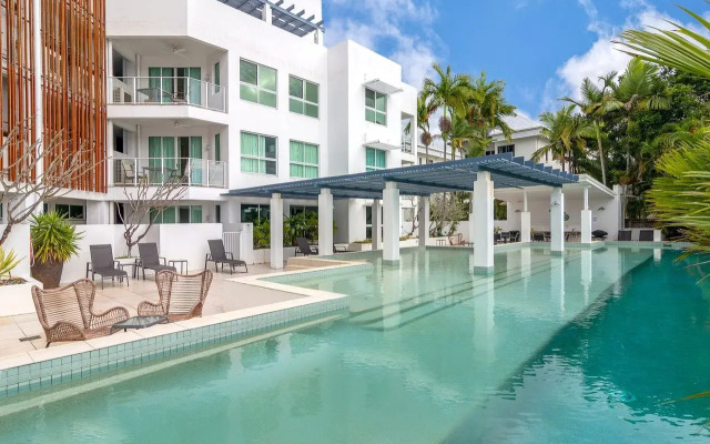 201 Lake Street Apartments