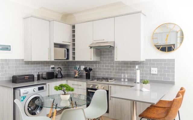 Fumo House Lifestyle Apartments