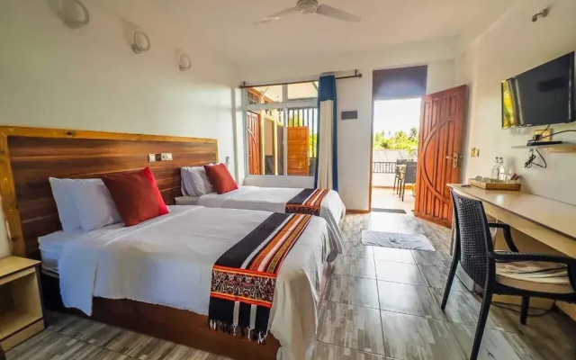 Hanifaru Beach Inn