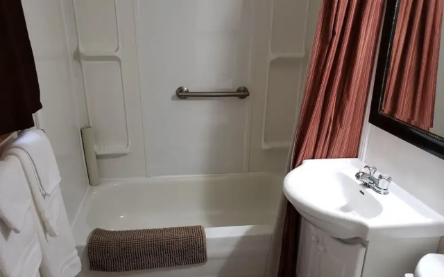 Scoodic Motel