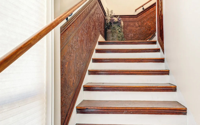 Patio & Mountain Views: Farmhouse in Mancos!