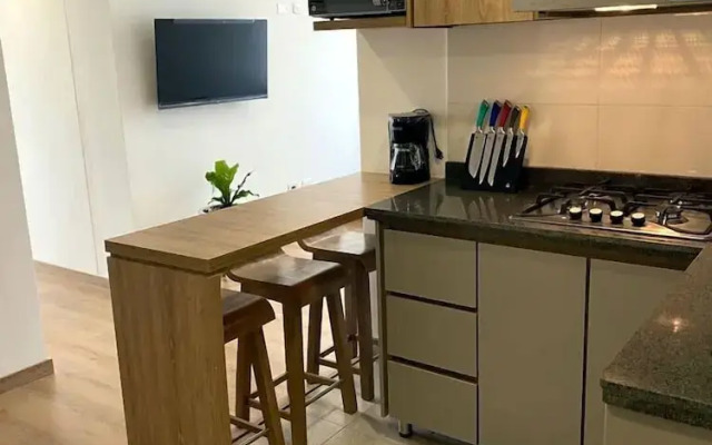 Uhaus 704