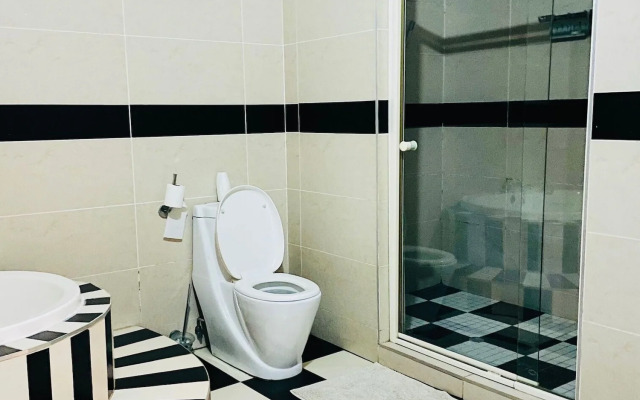 Airport Royal Guest House