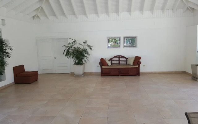 Montego Bay Palms I
