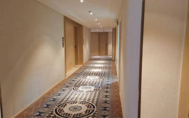 Vienna International Hotel (Hefei Zhongyue Plaza)