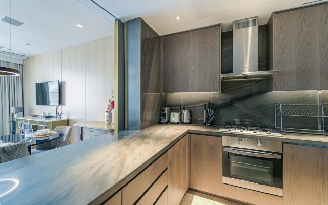 DXB - Five - 40706 - PJ