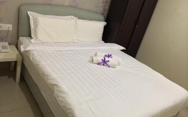 Victory G Hotel