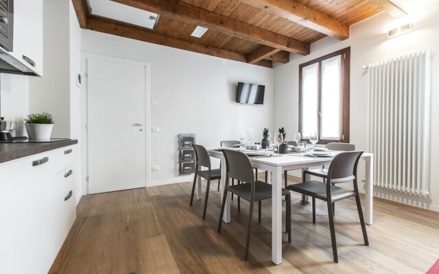 Venetian Dream Apartment R&R