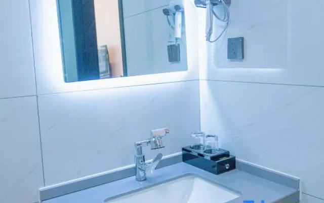 Hefei Yutengge Business Hotel (Hefei South Station Gongjing College Branch – Bathroom – Hefei
