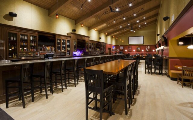 Holiday Inn Express & Suites Willmar by IHG