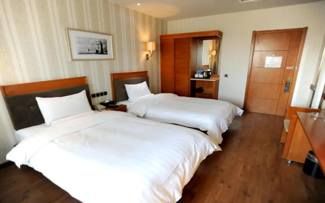 Starway Hotel Qinhuangdao Tianshuicaotang