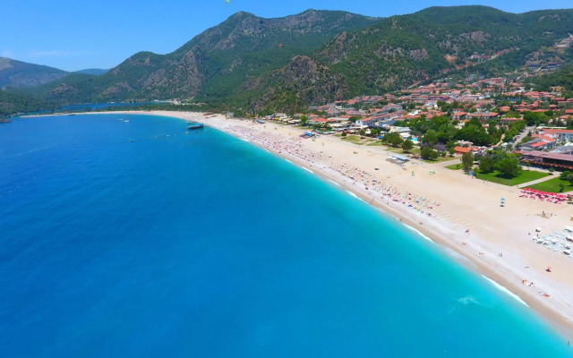 Belcekum Beach Hotel