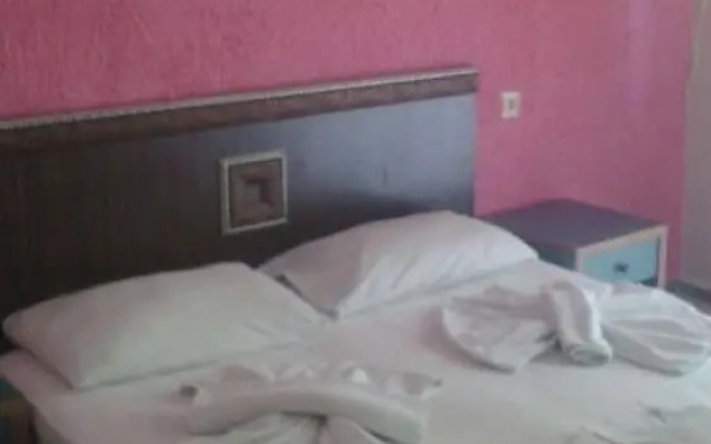 Selay Hotel