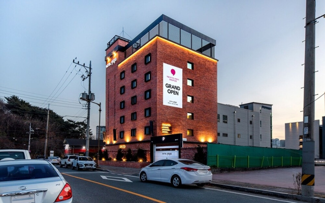 Yaja Gimhae Samgye