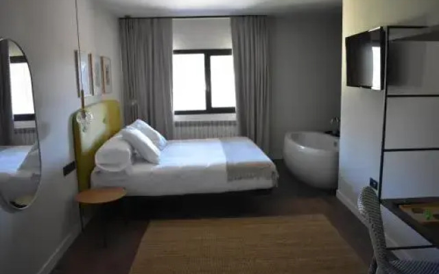 Duruelo Mountain Suites