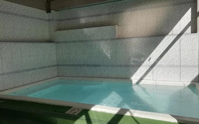 Adara Hotel