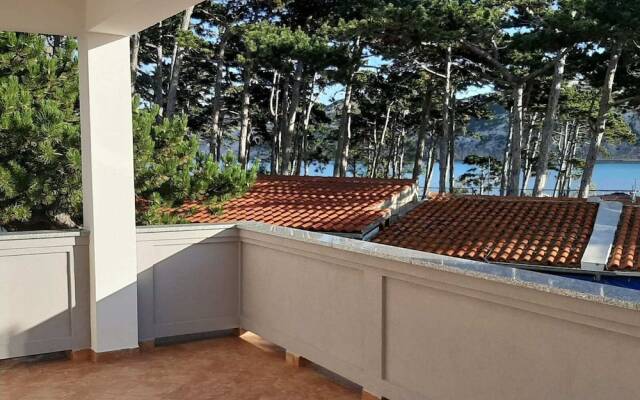 Apartments Ruza-rajska Beach