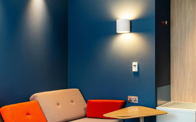 Holiday Inn Express Amsterdam - North Riverside by IHG