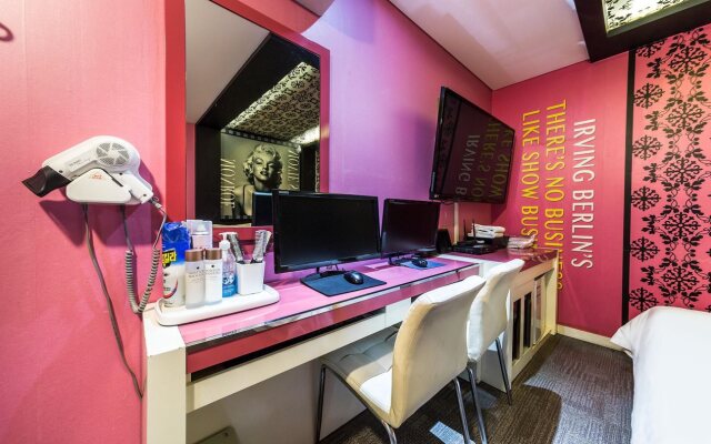 e-Hotel