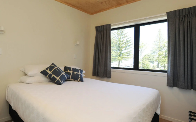 Waikanae Beach TOP 10 Holiday Park