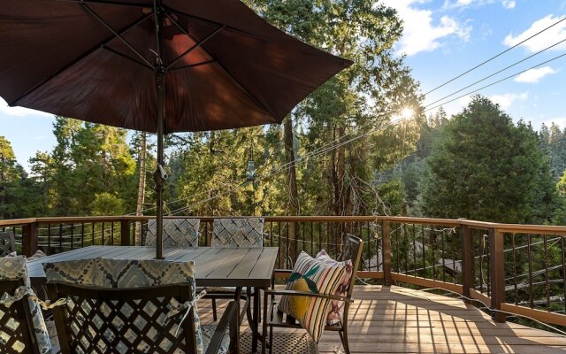 The Leehive Near Lake Arrowhead Village