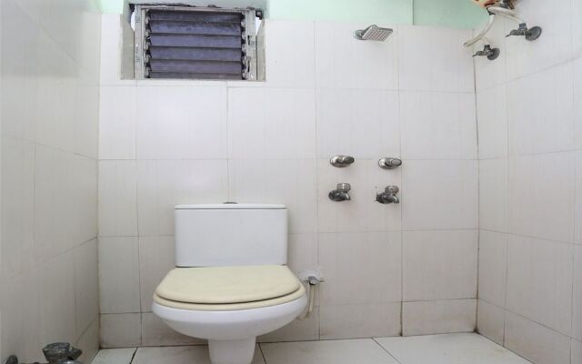 OYO Flagship 12528 Green View Guest House 2