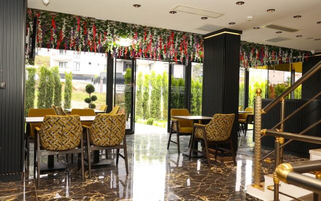Garden Mode Airport Hotel