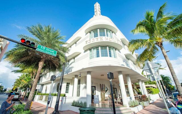 Essex House By Clevelander
