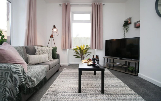 Kingsway House by Tŷ SA