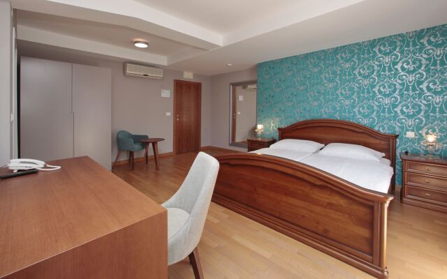 Hotel Minerva