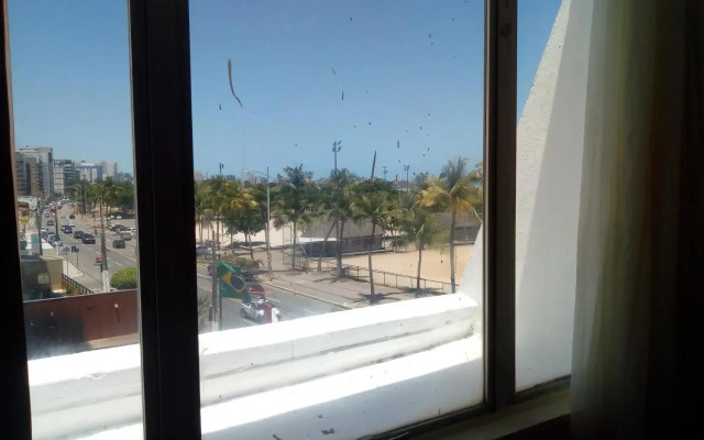 Flats a beira mar em hotel na pajuçara