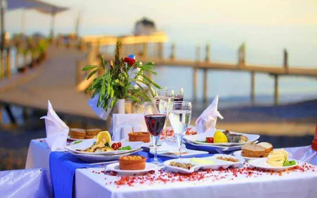 Lyra Resort & Spa