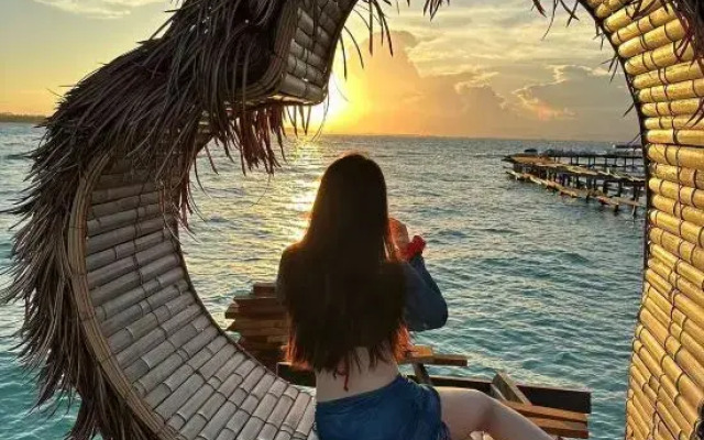 Jelly Sea Resort