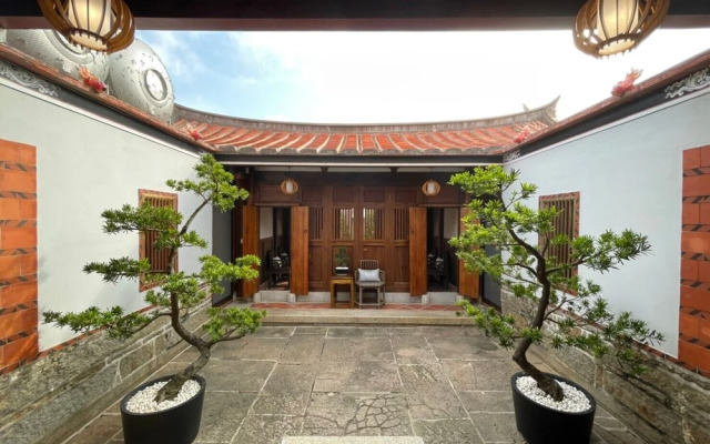Guning Xiexinyuan Historical Inn