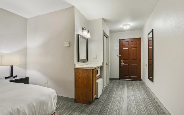 Holiday Inn Express Akron NW - Fairlawn by IHG