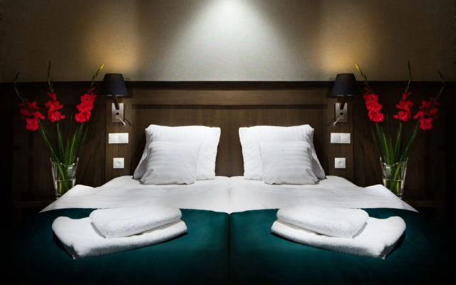Hotel Szary Residence