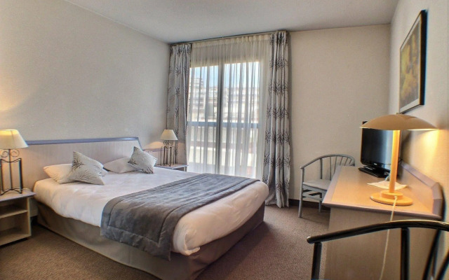 Adonis Cannes - Hôtel Thomas