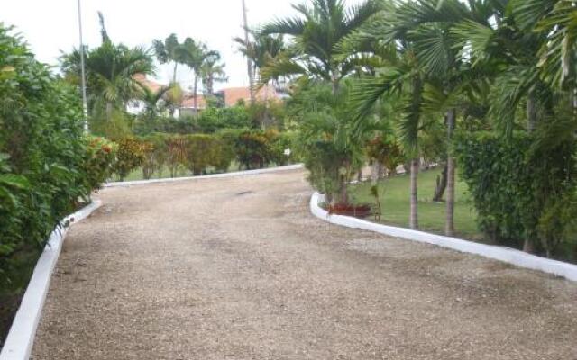 Whistling Villa Runaway Bay