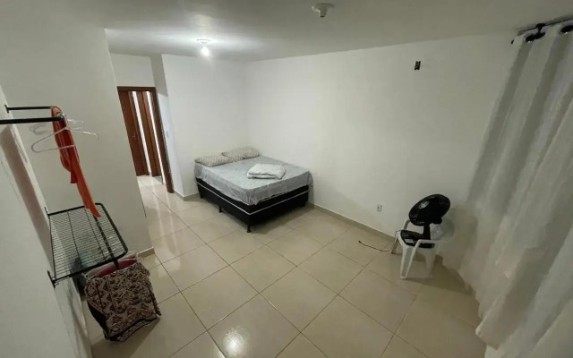 Casa Duplex 2 quartos com amplo quintal