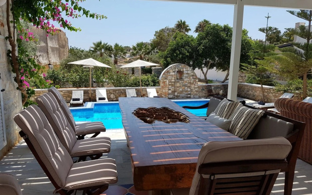Paros Holiday Villa Alyki