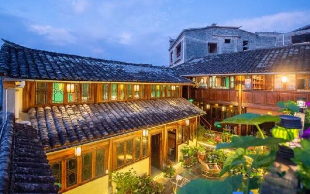 Floral Hotel·Our Yard Hotel（tengchong）