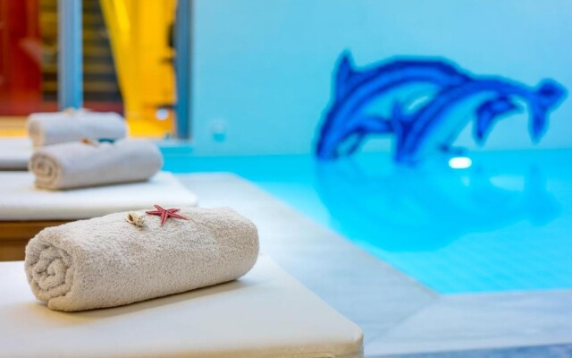 Kyma Suites Beach Hotel