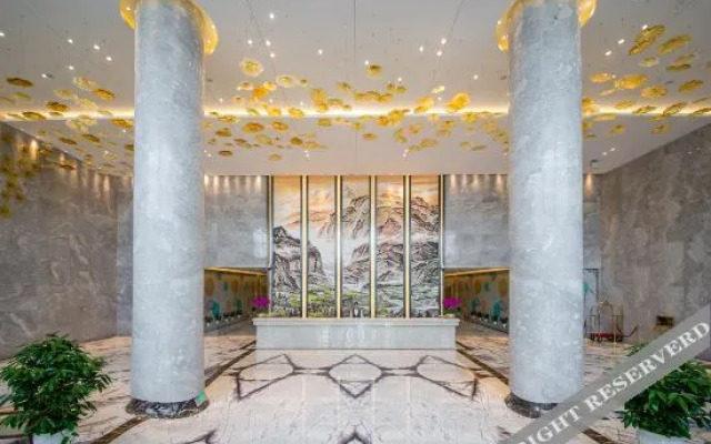 Vienna International Hotel (Wuhan Workers' Culture Palace Jiyuqiao Metro Station)