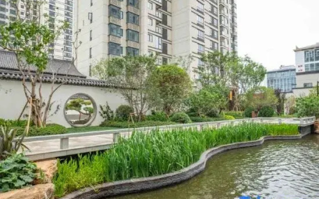 Qianzhan Homestay (Kunming Dian Chi Exhibition Center)