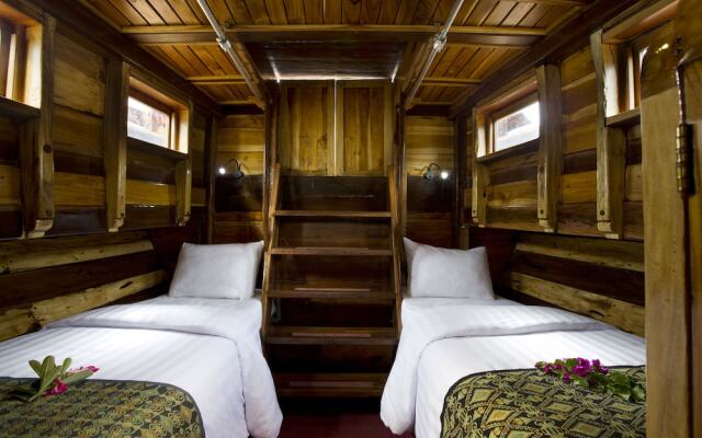 Plataran Phinisi Waecicu