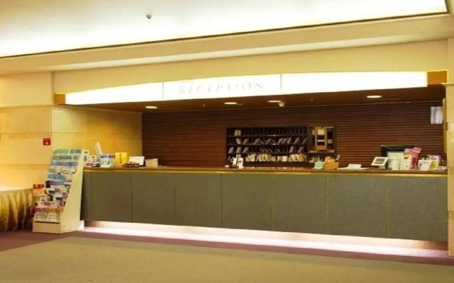 Sky Hotel Uozu Annex