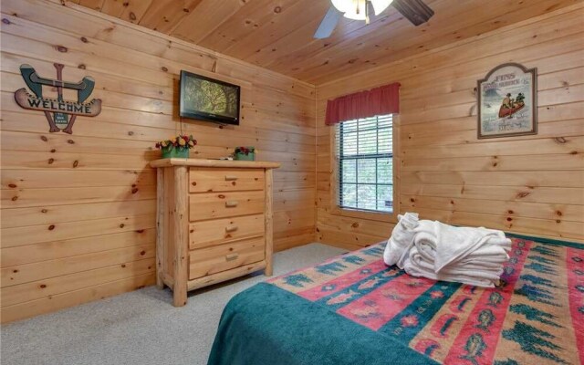 Away From it All - Three Bedroom Cabin