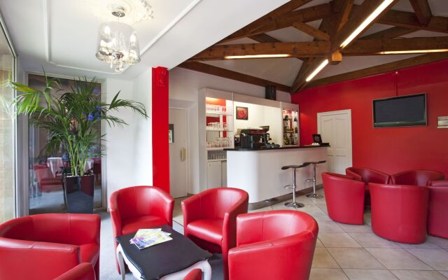 Logis Hôtel Noemys Pont de l’Etoile