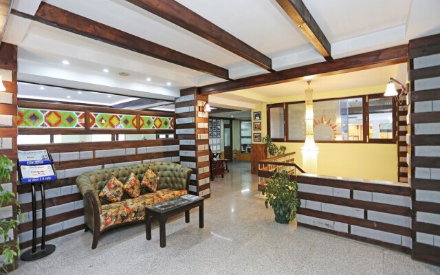 OYO 12270 Hotel Shobla Royale